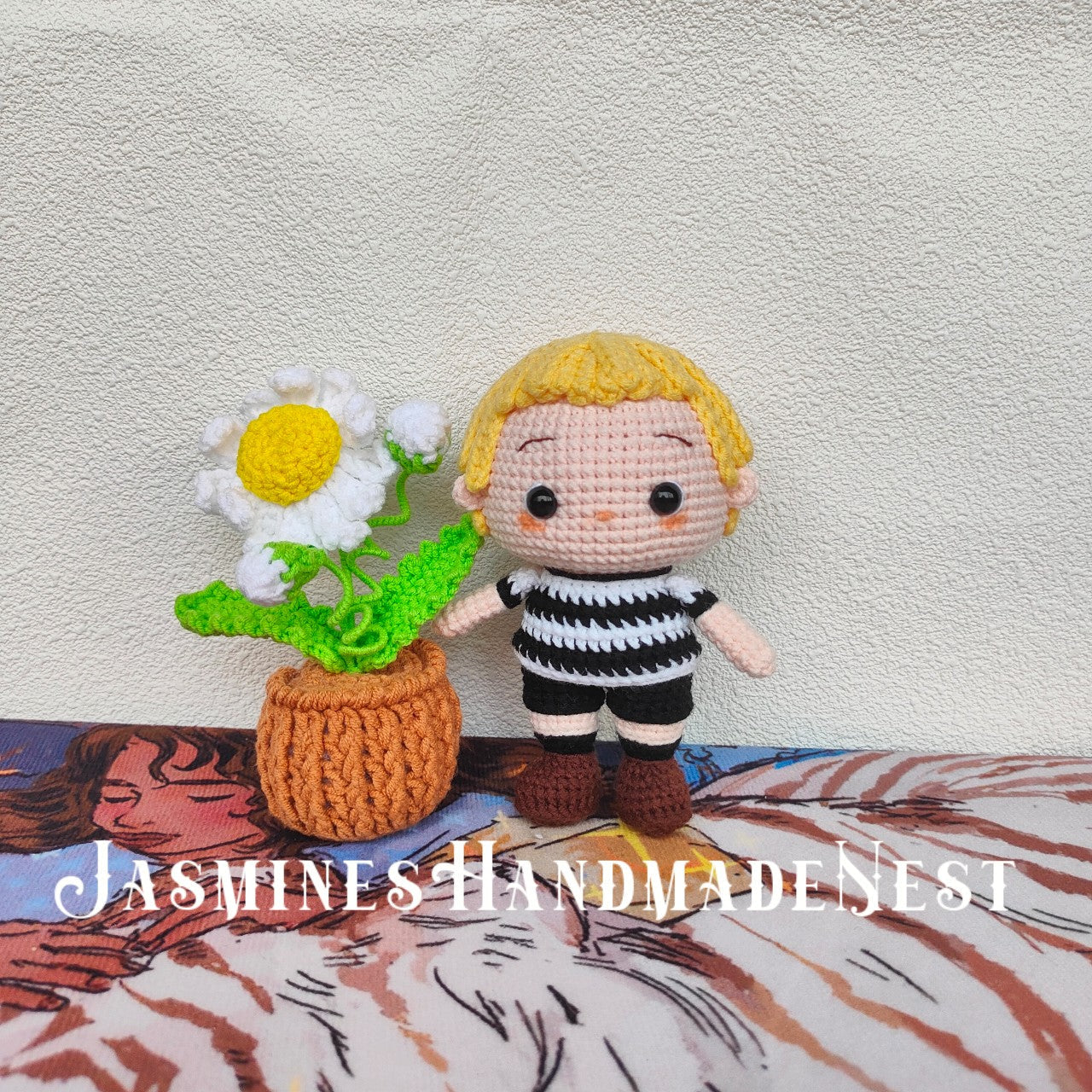 Handmade Gothic-Inspired Crochet Doll – Spooky Cute Plush Toy – Unique Gift for Halloween, Horror Fans, or Dark Aesthetic Decor